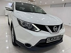Nissan Qashqai 1.2 DIG-T CVT Revcam 2016 White Rear Entertainment